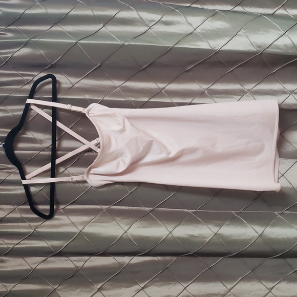 🦋4 for $20, or as marked. VGUC- Naomi and Nicole Shelf Bra Shaper Slip - Picture 1 of 7